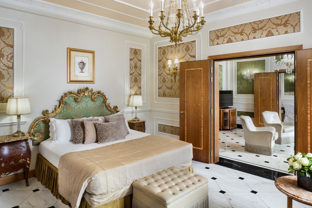 Baglioni Hotel Carlton - The Leading Hotels Of The World 밀라노 외부 사진